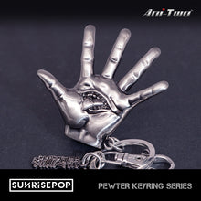 Load image into Gallery viewer, JUJUTSU KAISEN PEWTER KEYRING - HAND OF YUJI
